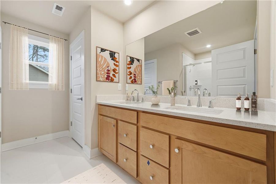 Furnished interior view inside a new home in Rhodes Glen, Lawrenceville (Image 15).
