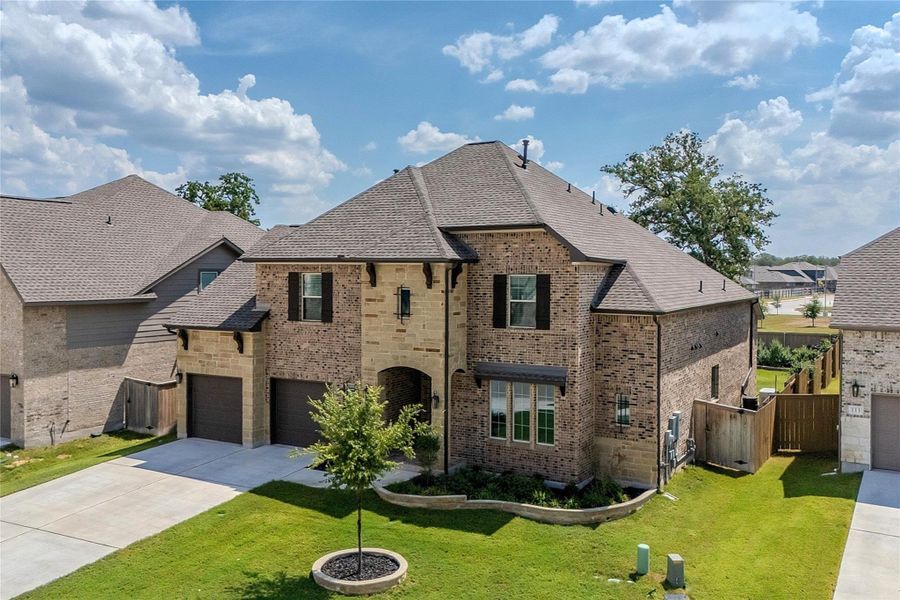 Welcome to 109 Rockrose Cv! Welcome to 109 Rockrose Cv!