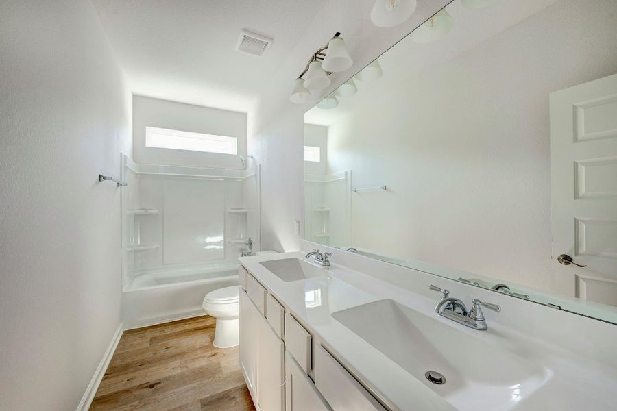 The Mcginnis- Secondary Bathroom (Hall Bathroom) The Mcginnis- Secondary Bathroom (Hall Bathroom)