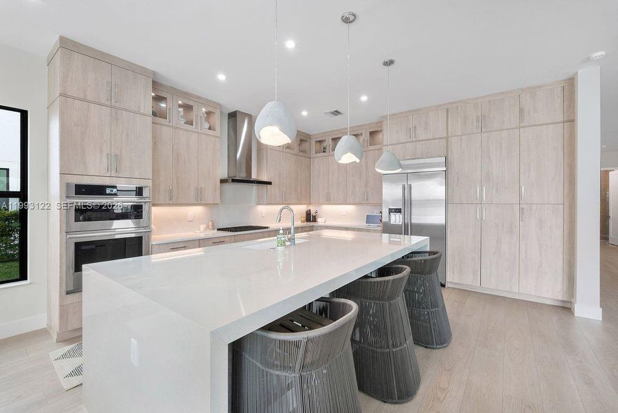 Quartz Counters with upgraded island