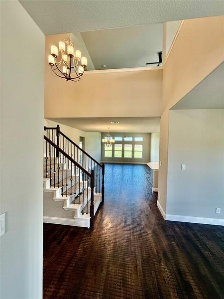 Spacious, unfurnished interior of a new home in Mercer Meadows, Royse City (Image 13).