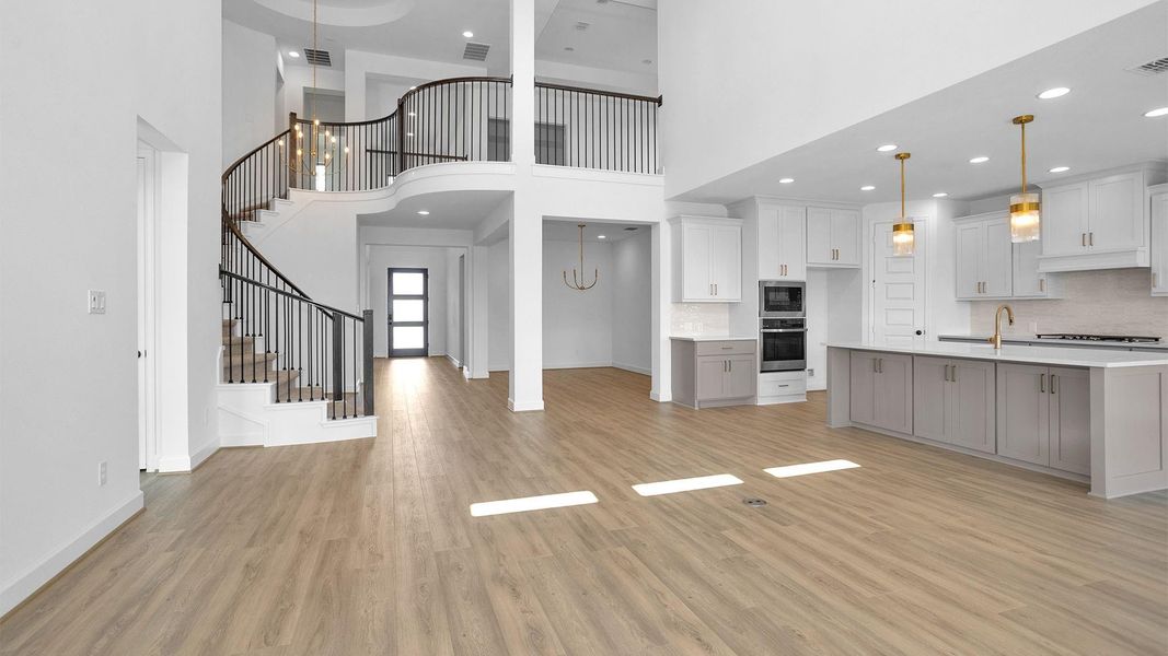 Spacious, unfurnished interior of a new home in Valencia, Manvel (Image 10). Spacious, unfurnished interior of a new home in Valencia, Manvel (Image 10).