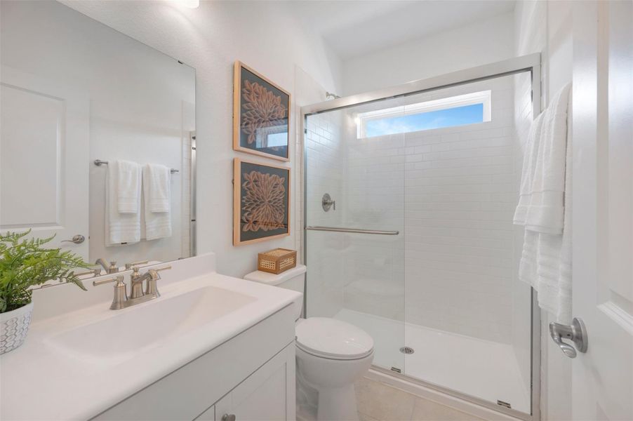 Hall bath (*Photo not of actual home and used for illustration purposes only.)