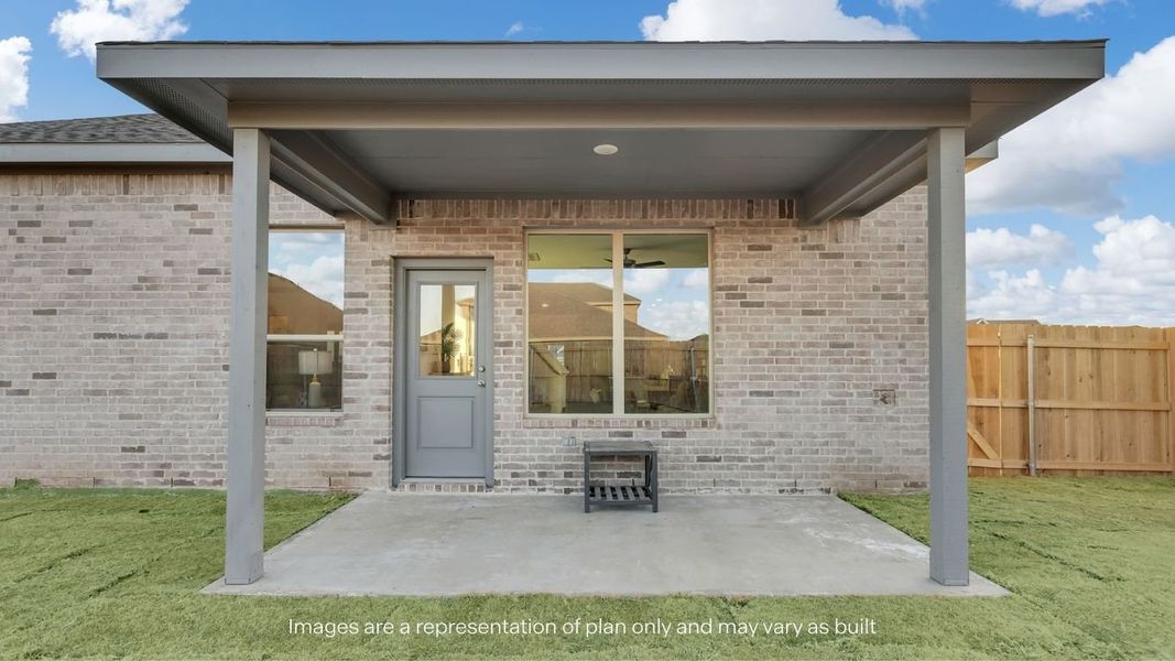 Exterior details and patio area of a home in Allen Farms, Lubbock (Image 2).
