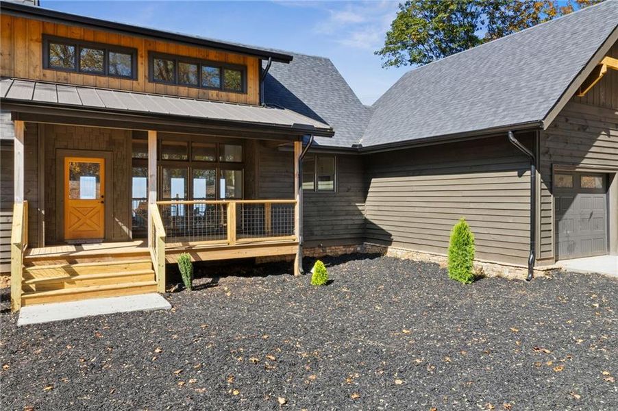 Exterior details and patio area of a home in , Jasper (Image 2).