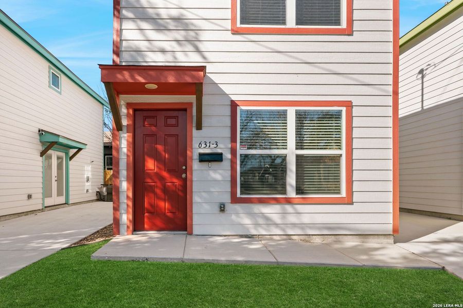 Exterior details and patio area of a home in , San Antonio (Image 3).