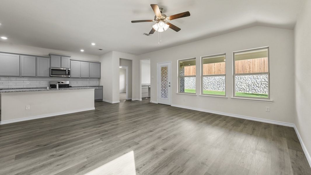 Spacious, unfurnished interior of a new home in Trailstone, Caddo Mills (Image 28). Spacious, unfurnished interior of a new home in Trailstone, Caddo Mills (Image 28).