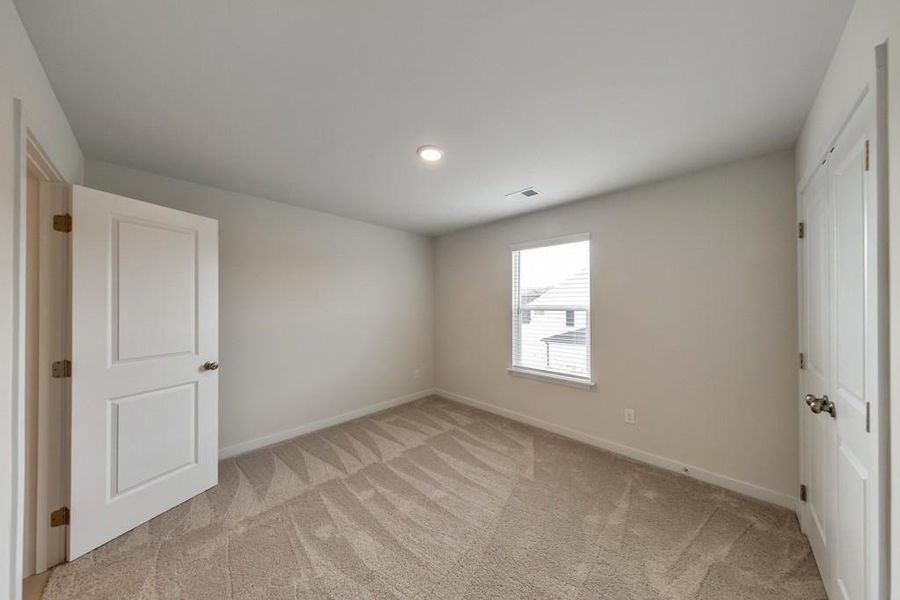 Spacious, unfurnished interior of a new home in Conner Farm, Dawsonville (Image 42).