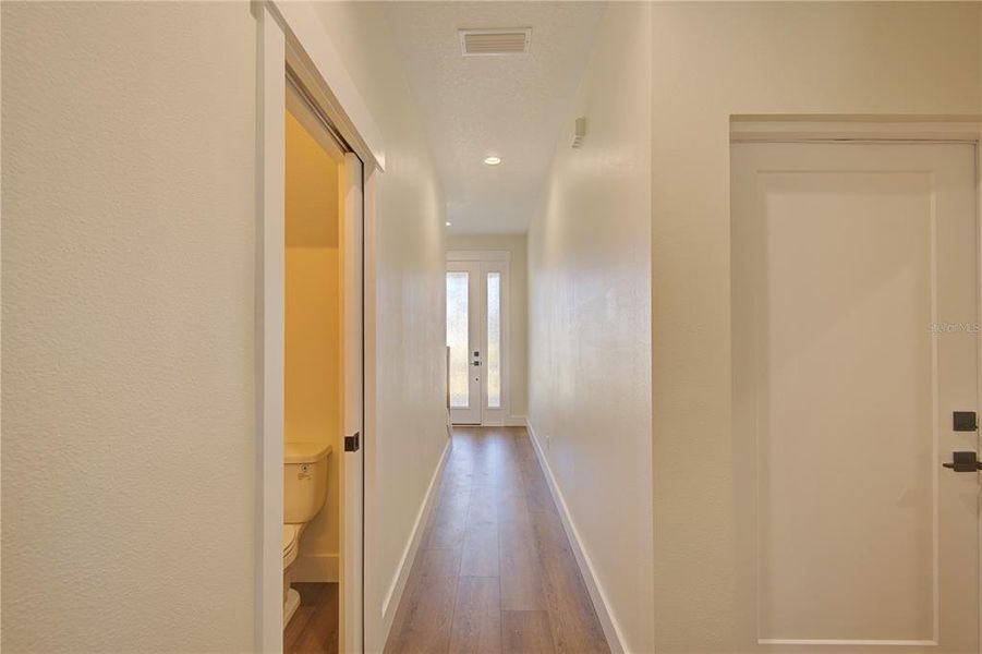 Spacious, unfurnished interior of a new home in , Mount Dora (Image 41).