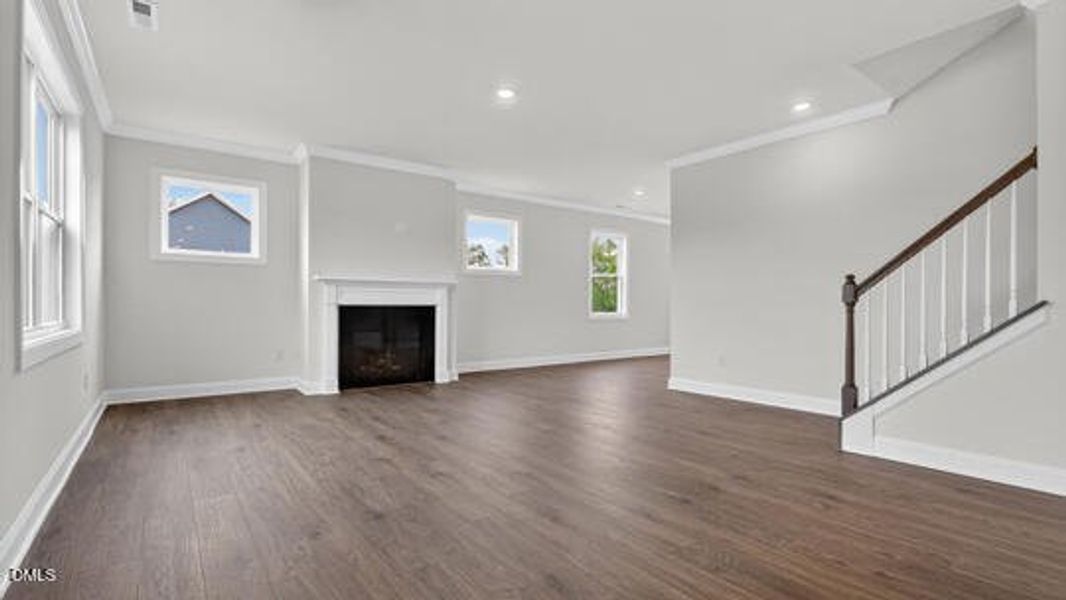 Manors at Haywood Glen_Lucas G_301_White