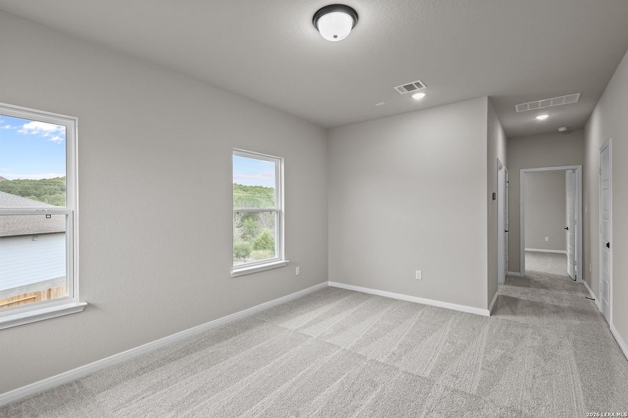 Spacious, unfurnished interior of a new home in Homestead, Schertz (Image 22).
