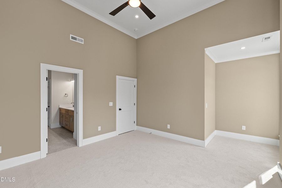 47-221 S West St_2077