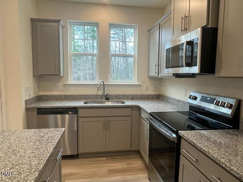 Stainless appliances