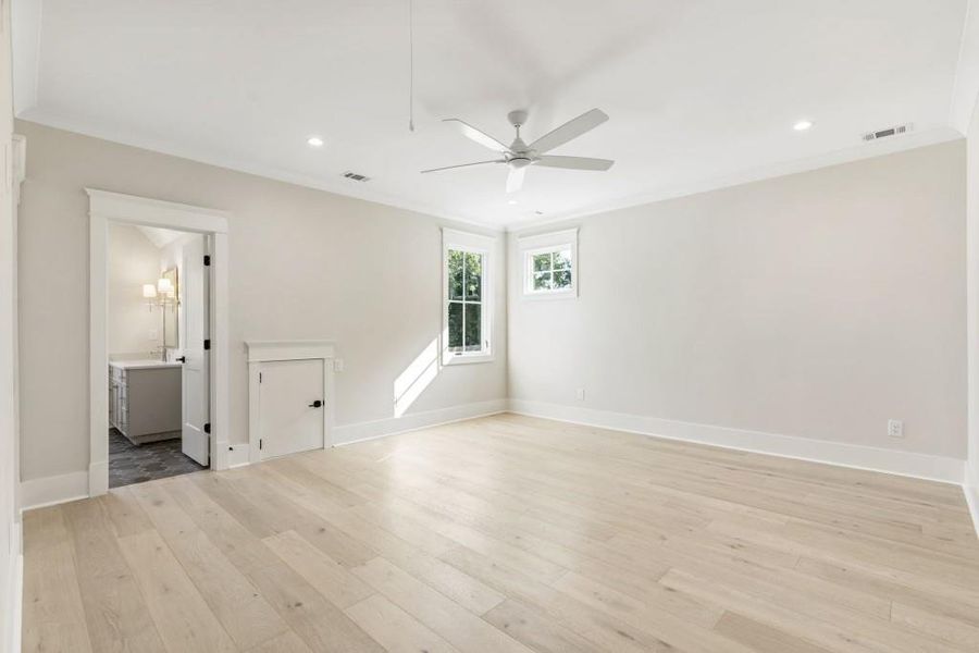 Spacious, unfurnished interior of a new home in , Alpharetta (Image 21).