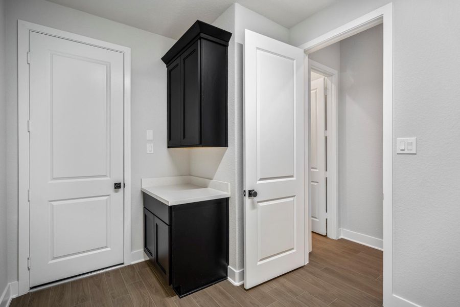 Furnished interior view inside a new home in Artavia 70′ Lots, Conroe (Image 13).