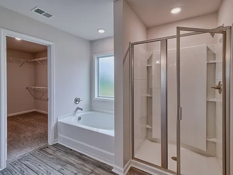 Furnished interior view inside a new home in Emanuel Creek, West Columbia (Image 6).