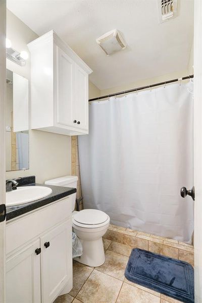 Furnished interior view inside a new home in , Paris (Image 10).