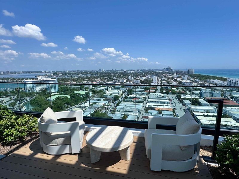 Image 23 of a home in . Image 23 of a home in .