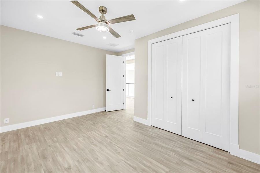 Spacious, unfurnished interior of a new home in , St. Petersburg (Image 51). Spacious, unfurnished interior of a new home in , St. Petersburg (Image 51).