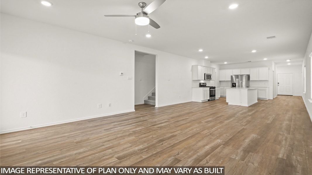 Spacious, unfurnished interior of a new home in Cypress Green, Tomball (Image 21).