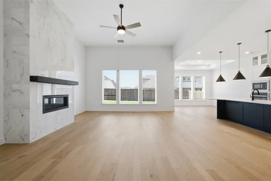 Spacious, unfurnished interior of a new home in Sonoma Verde, Heath (Image 50). Spacious, unfurnished interior of a new home in Sonoma Verde, Heath (Image 50).