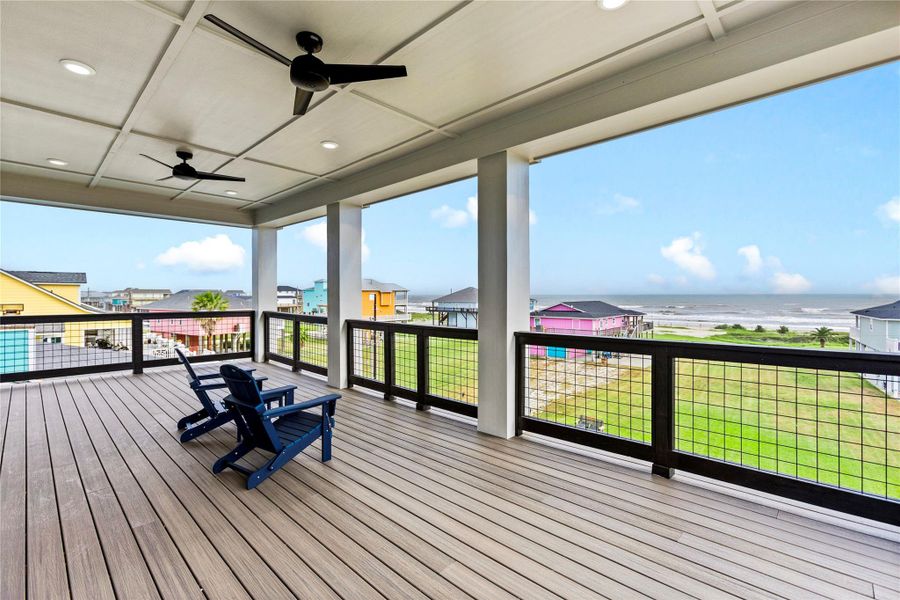 Exterior details and patio area of a home in , Bolivar Peninsula (Image 26).