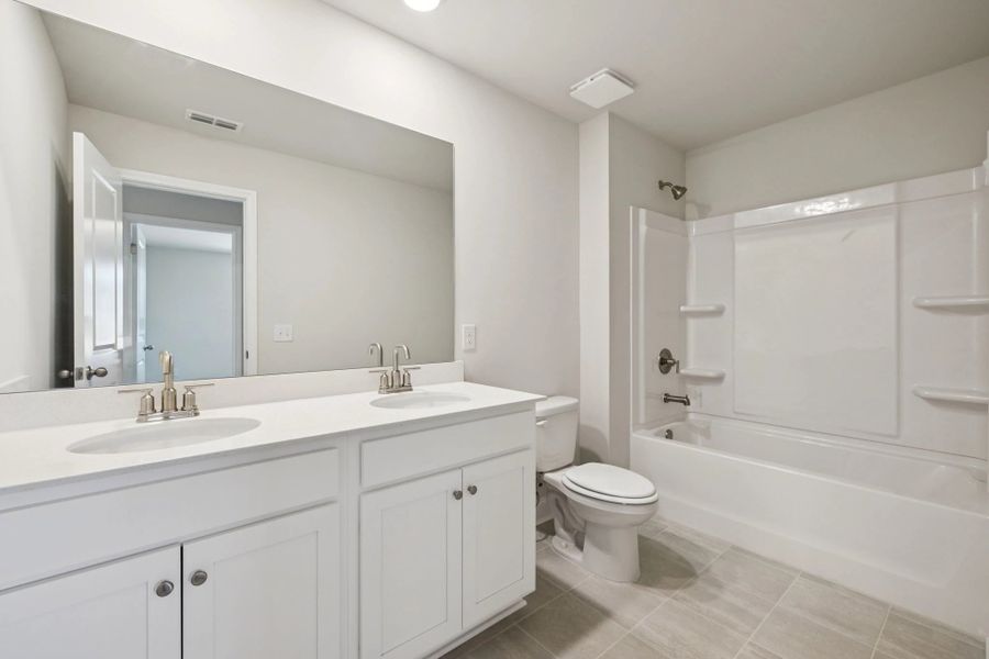 Furnished interior view inside a new home in Cades Bluff, Lebanon (Image 12).