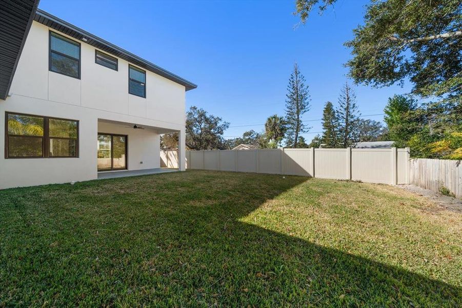 Exterior details and patio area of a home in , Largo (Image 32).