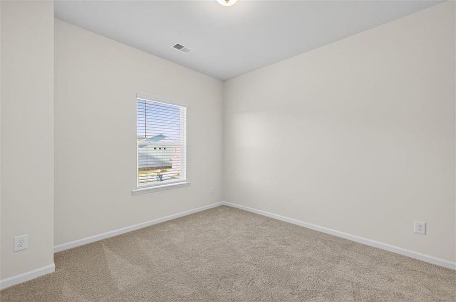 Spacious, unfurnished interior of a new home in Franklin Manor, Lawrenceville (Image 32).