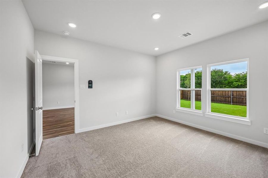 Spacious, unfurnished interior of a new home in Overland Grove, Forney (Image 22).