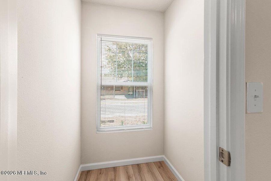 Spacious, unfurnished interior of a new home in , Jacksonville (Image 14).