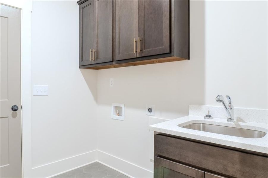 Close-up of interior finishes inside a home in Spring Creek, Monroe (Image 16). Close-up of interior finishes inside a home in Spring Creek, Monroe (Image 16).