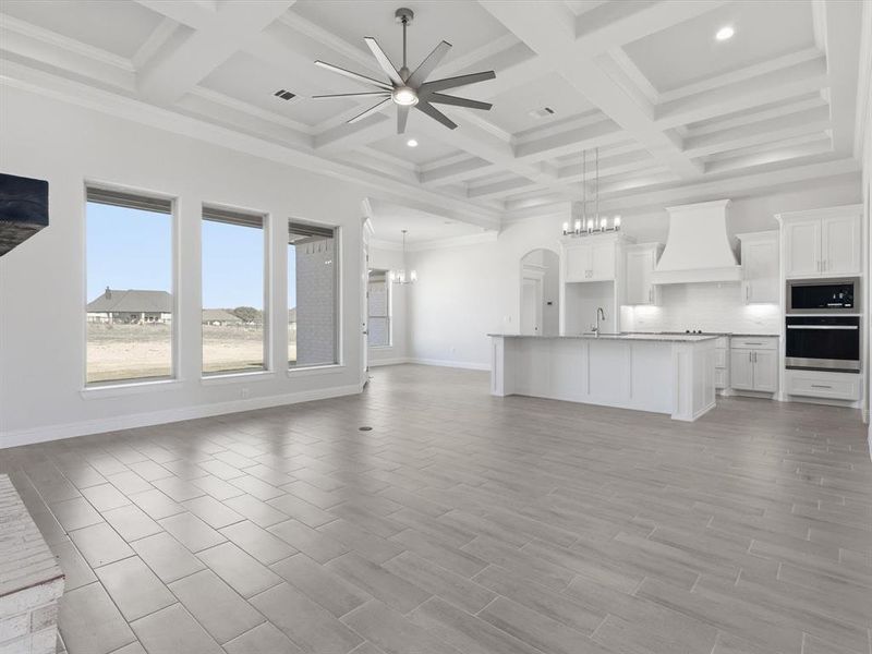 Spacious, unfurnished interior of a new home in , Weatherford (Image 22).