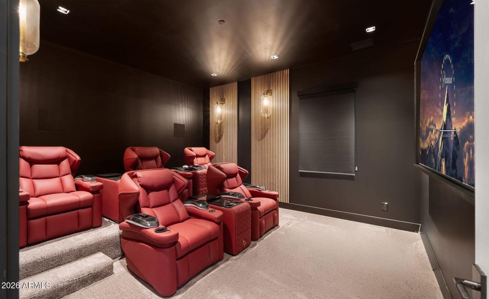 41-web-or-mls-Movie Room2