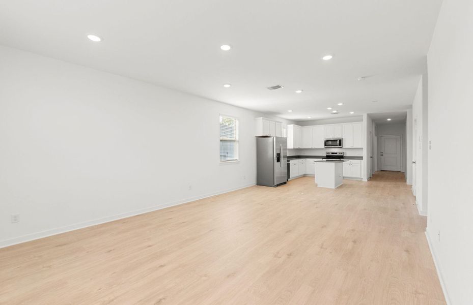 Spacious, unfurnished interior of a new home in Lagos, Manor (Image 33). Spacious, unfurnished interior of a new home in Lagos, Manor (Image 33).