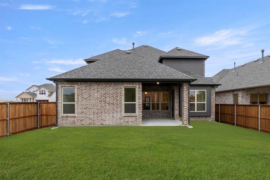 26. 632 Brazos - Back 26. 632 Brazos - Back