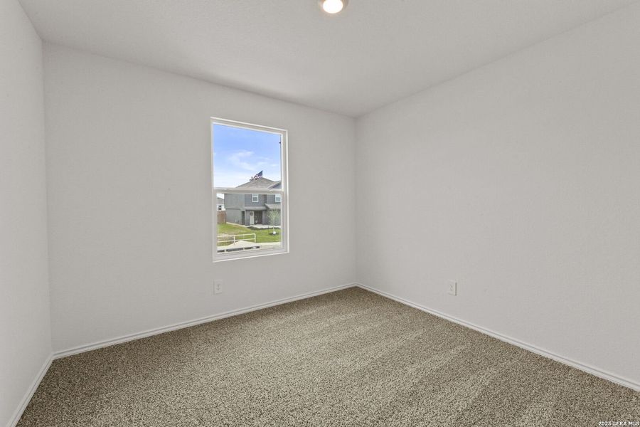 Spacious, unfurnished interior of a new home in Avenida, Converse (Image 18).