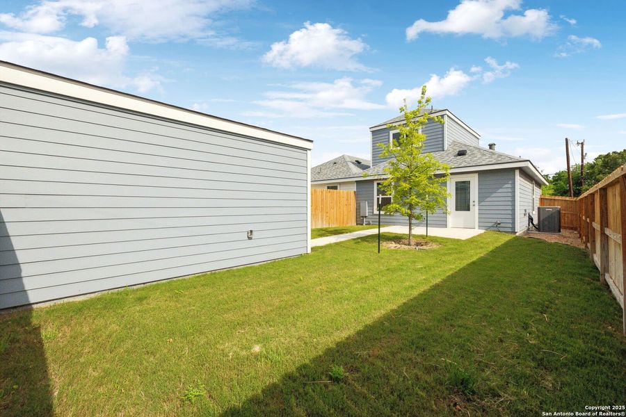 Exterior details and patio area of a home in , San Antonio (Image 3).