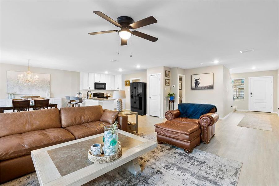 Furnished interior view inside a new home in Spiritas Ranch, Little Elm (Image 18).