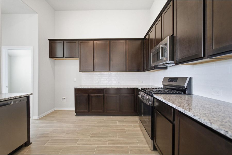 Furnished interior view inside a new home in Creekhaven, Rosharon (Image 5).