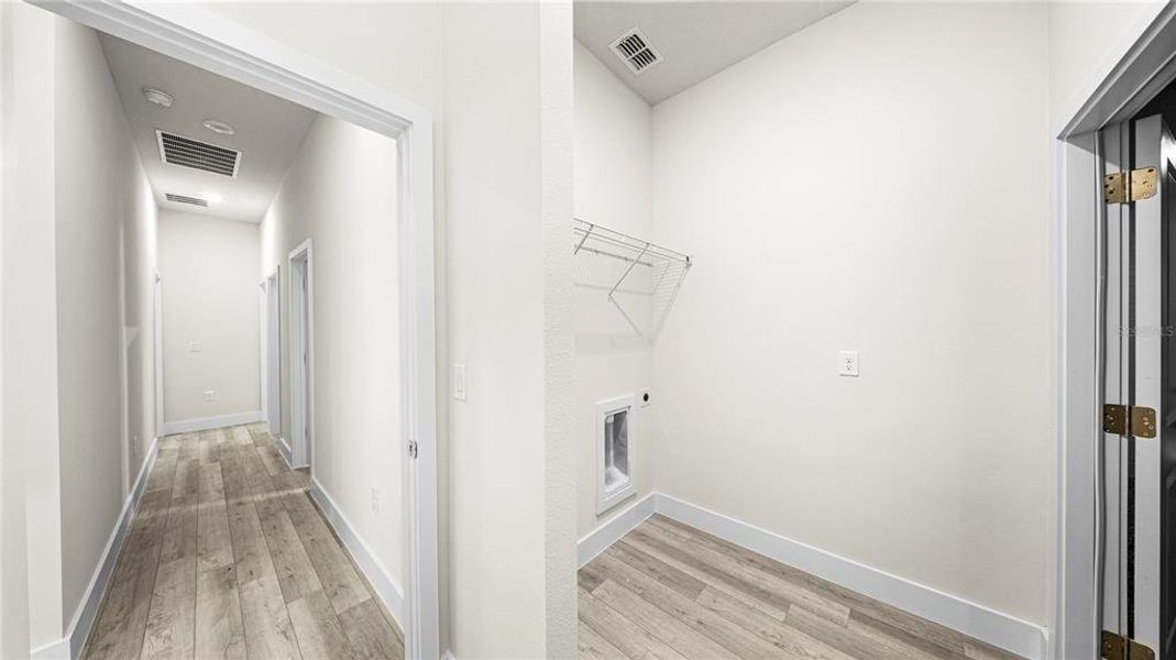 Spacious, unfurnished interior of a new home in , Port Charlotte (Image 36).