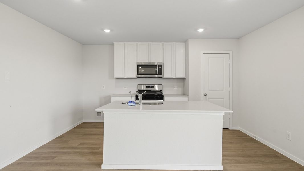 Furnished interior view inside a new home in Sunterra Lakes, Brookshire (Image 8).