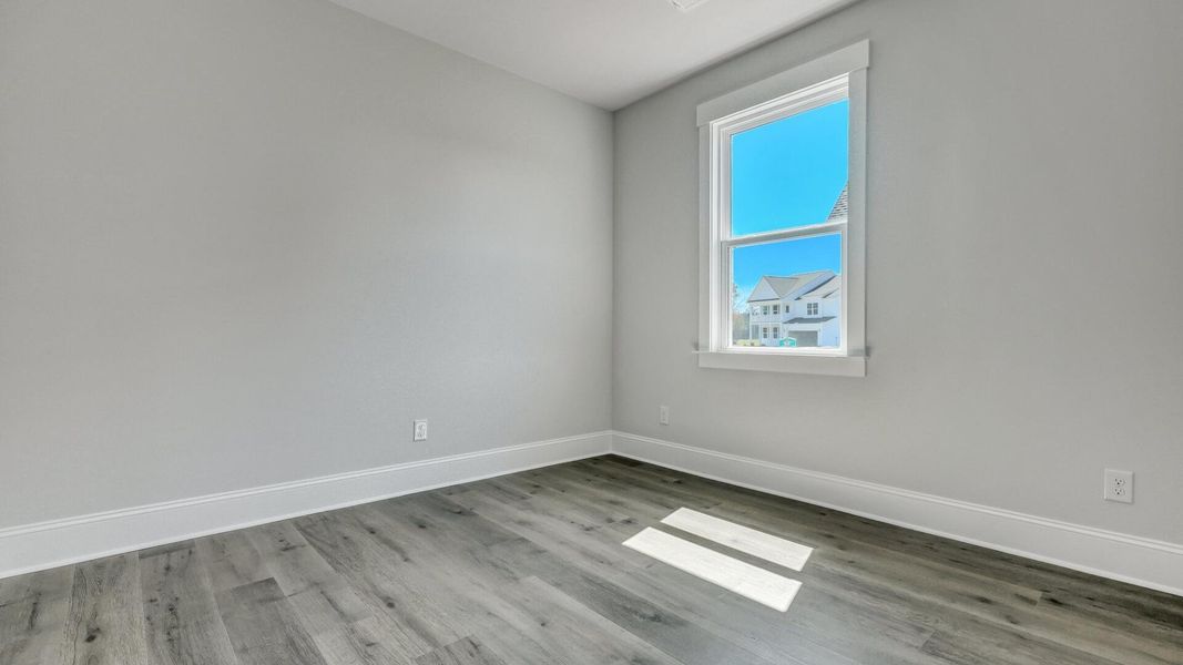 Spacious, unfurnished interior of a new home in Berkeley Bay, Ridgeville (Image 22).
