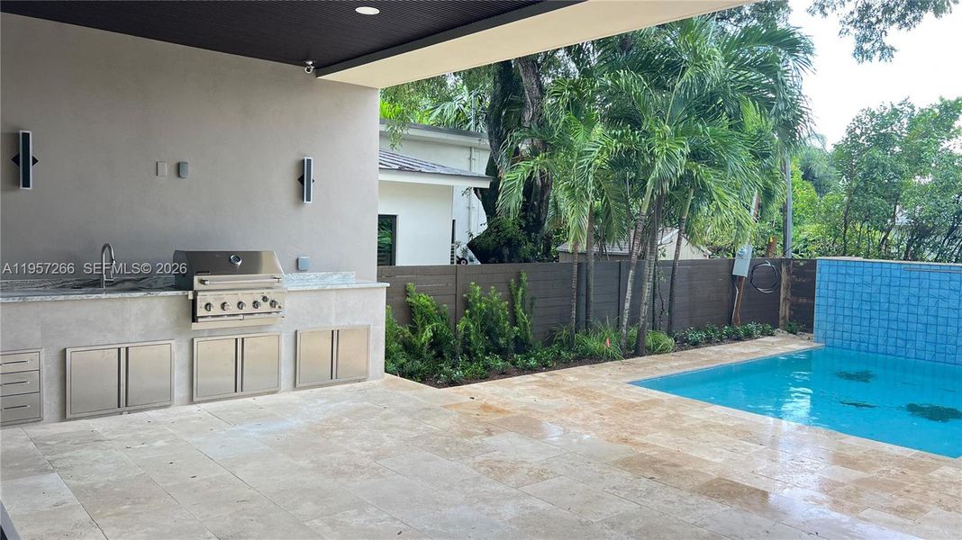 Exterior details and patio area of a home in , Fort Lauderdale (Image 26).