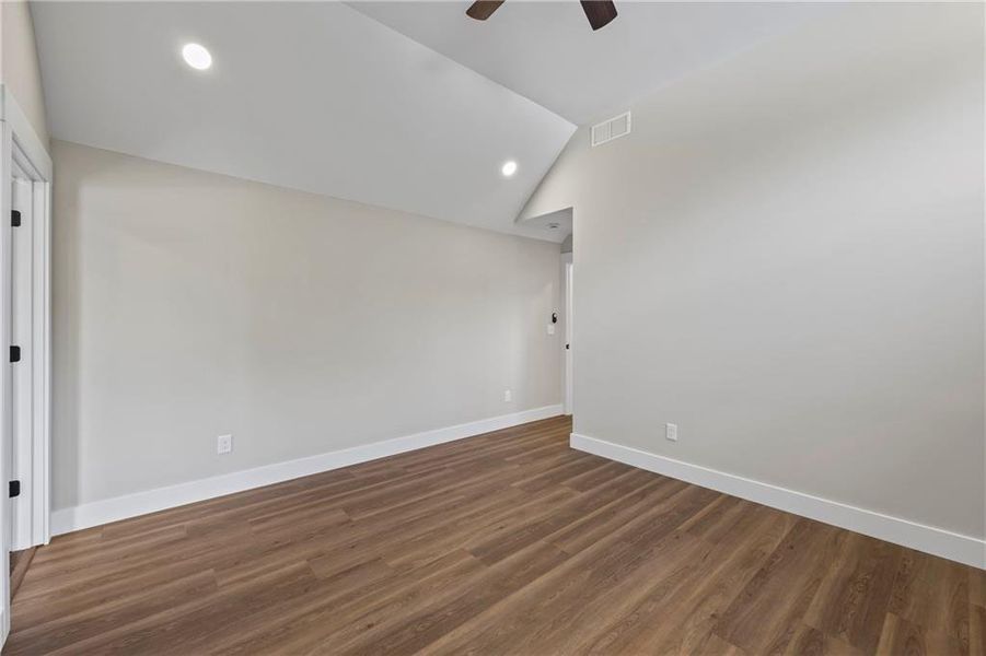 Spacious, unfurnished interior of a new home in , Athens (Image 56).