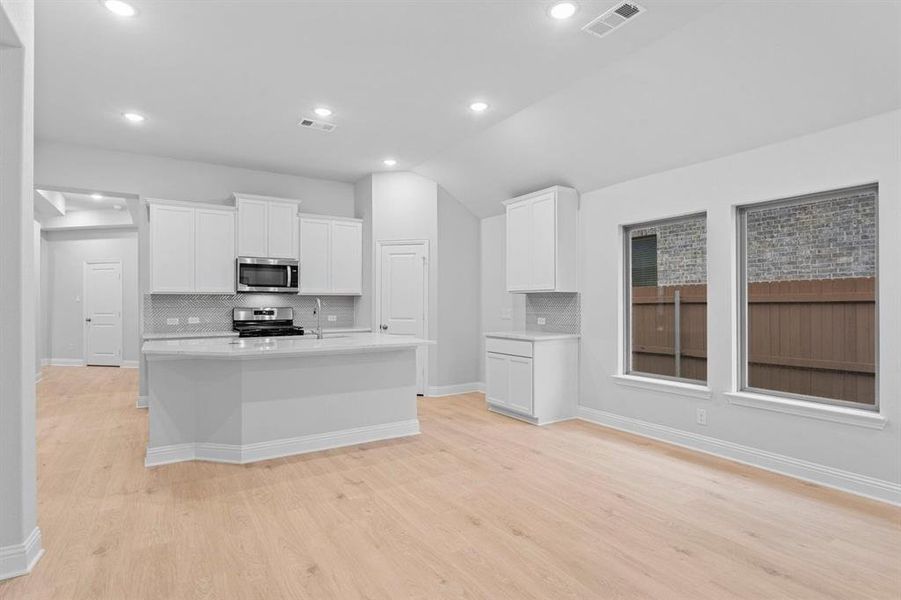 DAL_Heartland_Hockley_ 3953 Avendale Dr (14)