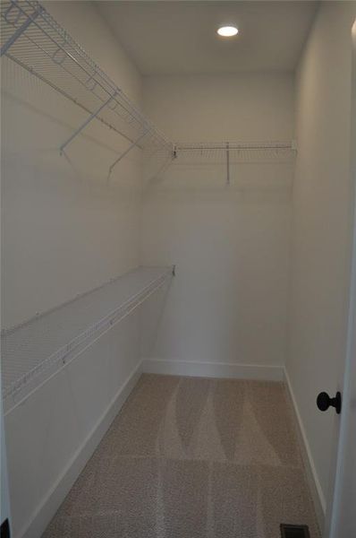 Spacious, unfurnished interior of a new home in , Marietta (Image 43).