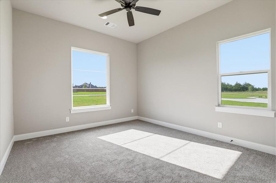 Spacious, unfurnished interior of a new home in , Waxahachie (Image 36).