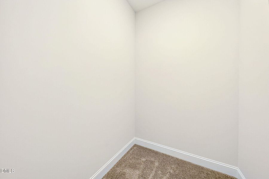 29-web-or-mls-661 Highview (21 of 32)