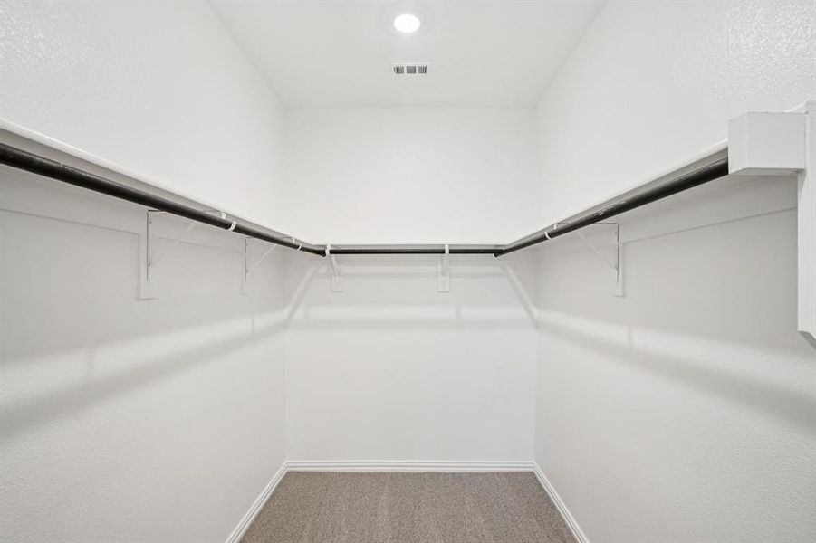 Photo is not of the actual home, but is an inspirational photo of builder’s model home and may depict options, furnishings, and/or decorator features that are not included. Photo is not of the actual home, but is an inspirational photo of builder’s model home and may depict options, furnishings, and/or decorator features that are not included.